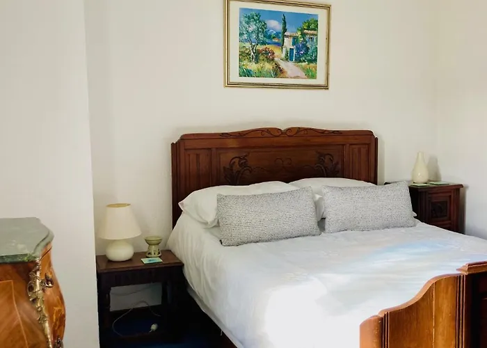 Reves Au Soleil 아파트 *